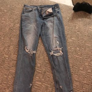 American eagle mom jeans